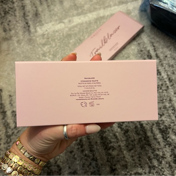 Wander Beauty Trailblazer Eyeshadow Palette NEW - Picture 6 of 6